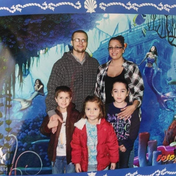 Meet your Posher, Jessica - Picture 2 of 4